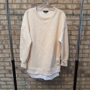 (NWOT) Cream Long Sleeve Sweater